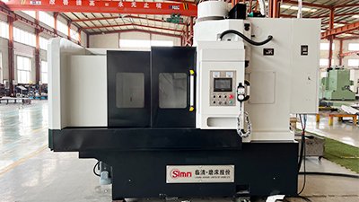 山東臨磨數(shù)控機(jī)床裝備有限公司推出劃時(shí)代第三代立軸圓臺(tái)平面磨床